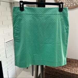Ann Taylor Madison Skirt NWT Size 4. Green with White Polka Dots. Side Zipper.